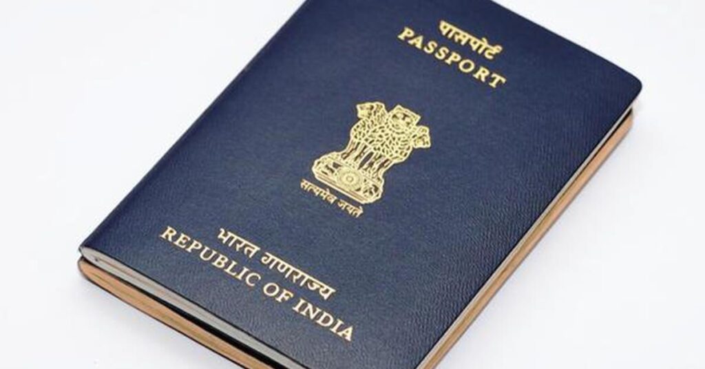 UAE Golden Visa अब भारतीयों के लिए आसान: ₹23 लाख में लाइफटाइम रेजिडेंसी!